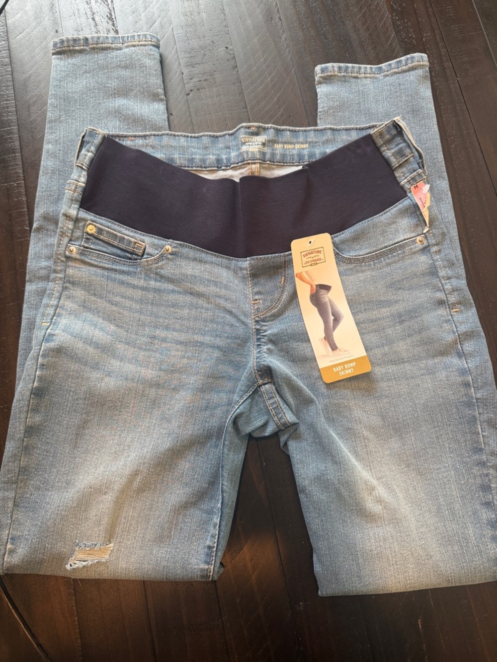 Signature Levi Strauss Gold Simply Stretch Maternity Light Blue Denim Jeans